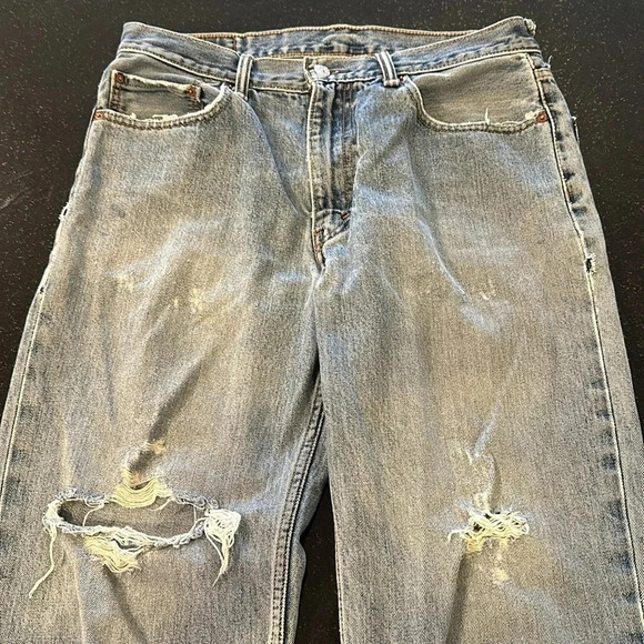 LEVI’S 550 Distressed Jeans Size W34 L30 - Picture 2 of 14